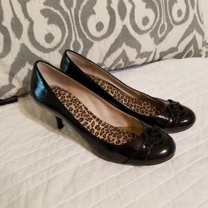 Michael kors patent black heels 9m